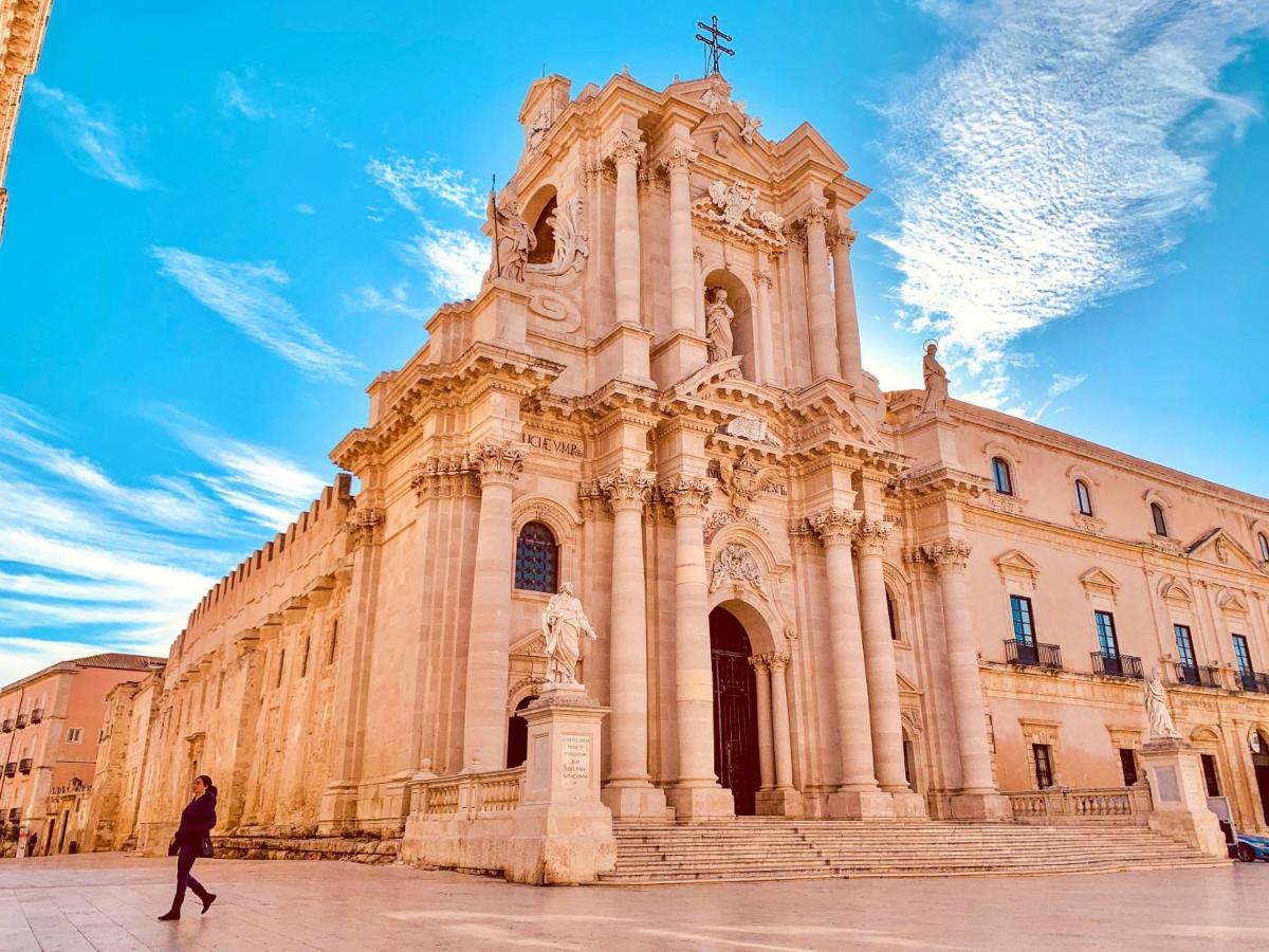 Il Conte Di Cavour Syracuse